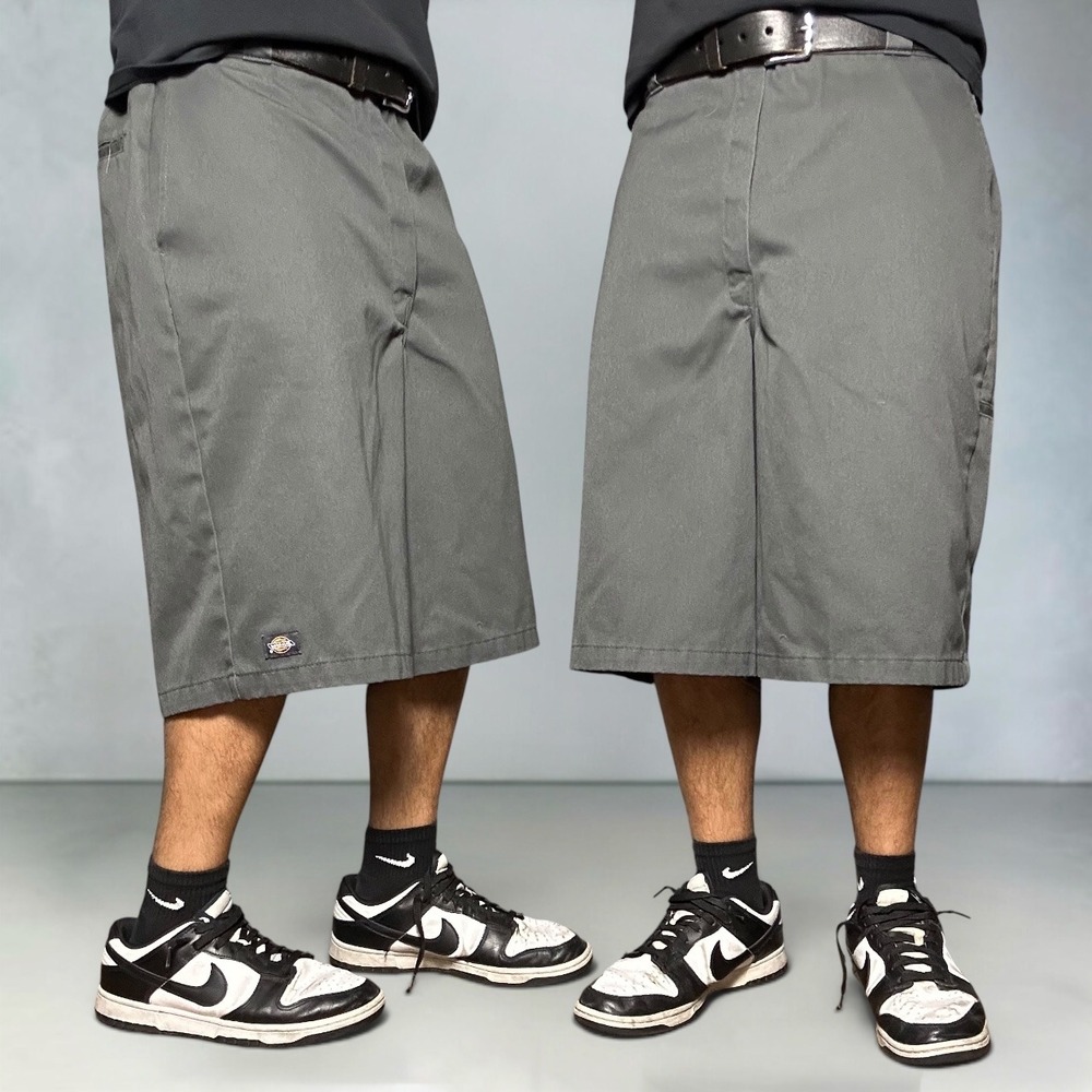Dickies Loose Fit Baggy Skater Work Shorts Charcoal Grey Size 40 Y2K 90s Retro